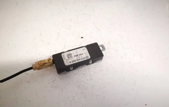 Volkswagen PASSAT B6 Antenna control unit 3c9035552a