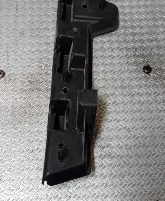 Renault Master III Fender mounting bracket 620430006R 0001036423