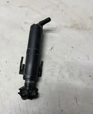 BMW X1 E84 Windscreen/windshield washer pump ACA18 062017 UW0574ST055