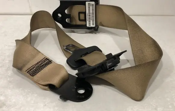BMW X6 E71 Front seatbelt 3052985