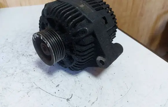 Peugeot 806 Generator/alternator 25422549A 9621895280