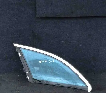 Mercedes-Benz C W203 Rear side window E143R001582