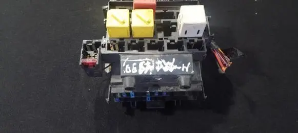 Fuse box set