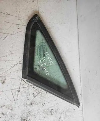 Ford Focus Front triangle window/glass DOT376M2H4