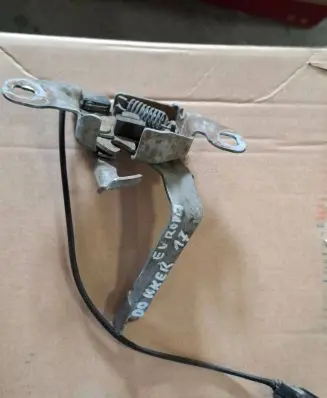 Dacia Dokker Engine bonnet/hood lock/catch 656010180R