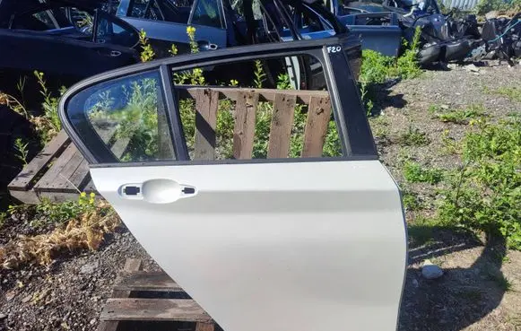 BMW 1 F20 F21 Rear door 41527284516