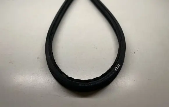 Audi Q7 4M Engine compartment rubber 4M0823723