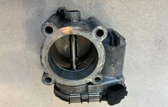 Mercedes-Benz ML W164 Throttle valve A6420900070 0281002678 6420900070