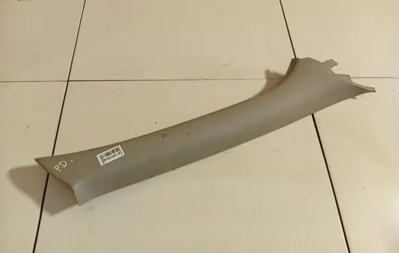 Chevrolet Aveo (C) pillar trim 96650215