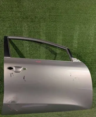 KIA Ceed Front door