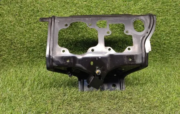 Nissan Leaf I (ZE0) Electric car charge socket cover 625503NK0A