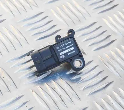 Opel Astra H Air pressure sensor 026123014612591290