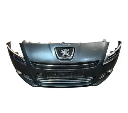 Peugeot 5008 Front bumper 