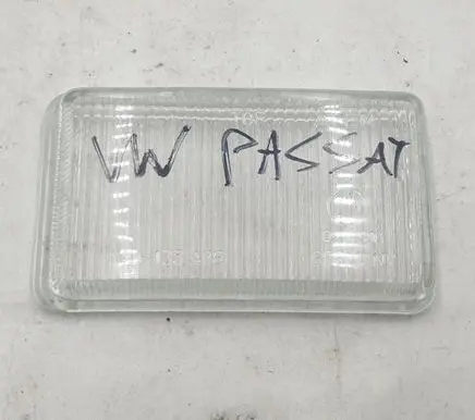 Volkswagen PASSAT B3 Front fog light 301133478 0218210