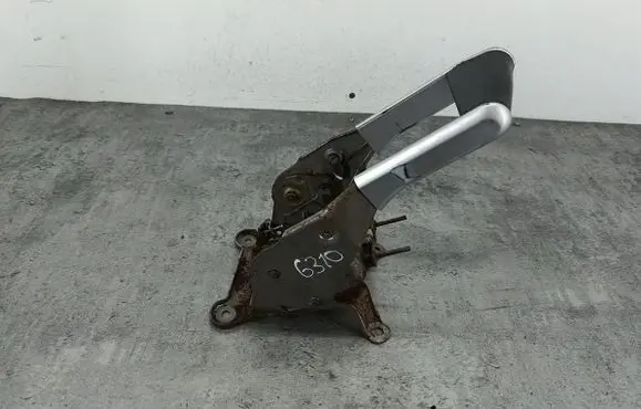 Renault Megane II Handbrake/parking brake lever assembly
