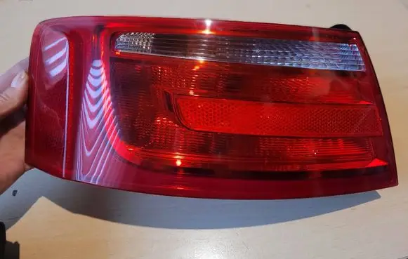 Audi A5 8T 8F Rear/tail lights 8T0945095 AU484