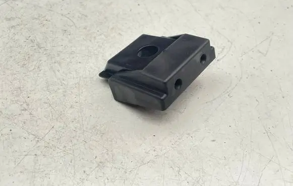 Skoda Octavia Mk4 Rear glass lock/latch Q99 5JA827249C