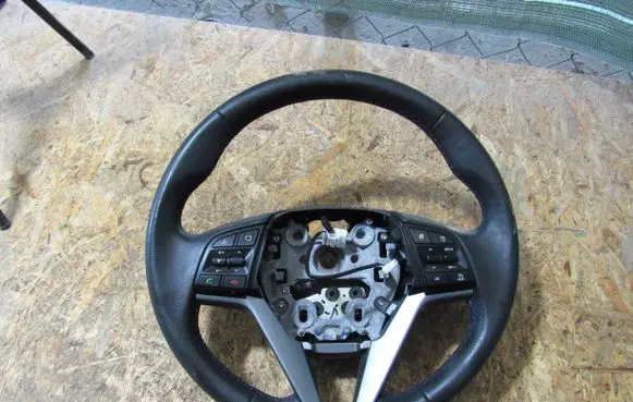 Hyundai Tucson TL Steering wheel
