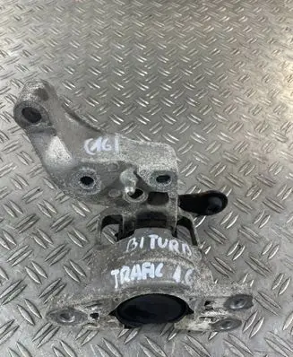 Engine mount bracket