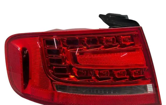 Audi A4 S4 B8 8K Rear/tail lights 17126901 THK223