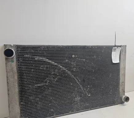 BMW 5 E60 E61 Coolant radiator 17117787440