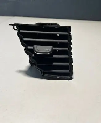 Opel Zafira C Dash center air vent grill 39017311 03MAR2020 685030087