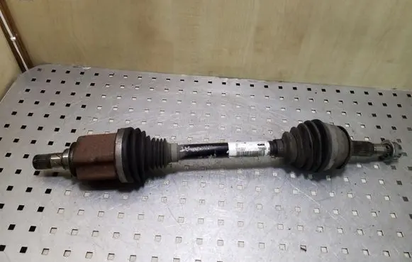 Renault Kadjar Front driveshaft 391011681R