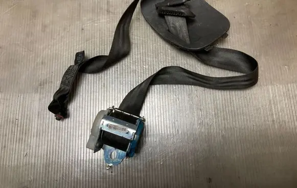 Hyundai Santa Fe Third row seat belt 898102B300 898202B300