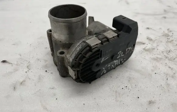 Nissan X-Trail T31 Engine shut-off valve 8200330810