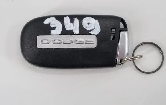 Dodge Challenger Ignition key/card 68051387AH