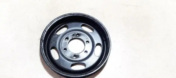 Opel Corsa D Crankshaft pulley 90572867