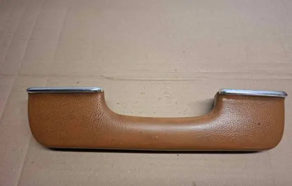 Mercedes-Benz W123 Front door interior handle trim 