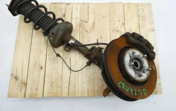 Honda CR-V Front wheel hub spindle knuckle