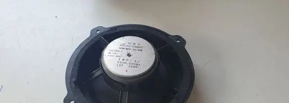 Hyundai ix35 Front door speaker