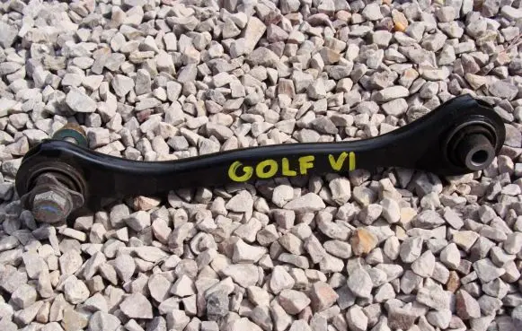 Volkswagen Golf VI Rear control arm
