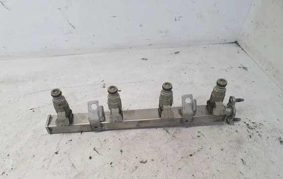 Hyundai i20 (GB IB) Fuel injectors set 3531004000