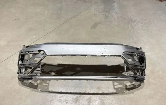 Volkswagen Tiguan Allspace Front bumper 5NA807221B