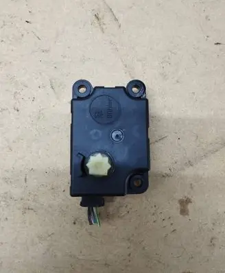 Opel Signum Air flap motor/actuator 006587W 18201011002 09180200
