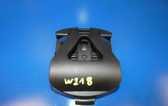 Mercedes-Benz CLS C218 X218 Hazard Warning Triangle Mounting Bracket A2048900114