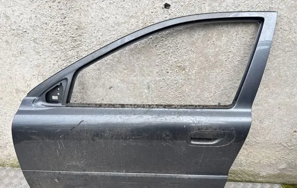 Volvo XC70 Front door
