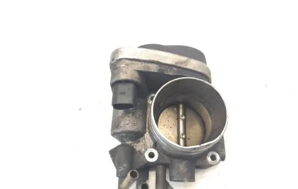 Volkswagen PASSAT B5.5 Throttle valve A2C53042125 06A133062AB
