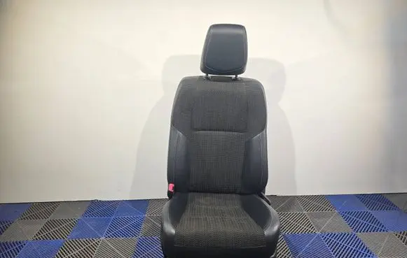 Toyota Auris E180 Front driver seat 
