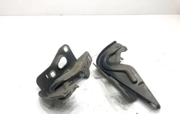 Seat Ibiza IV (6J,6P) Engine bonnet/hood hinges 6J0823301A