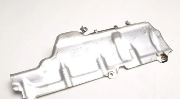 Volvo XC60 Heat shield in engine bay 31493371