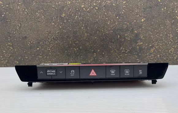 Audi A6 S6 C8 4K Hazard warning light relay 4K0925301A