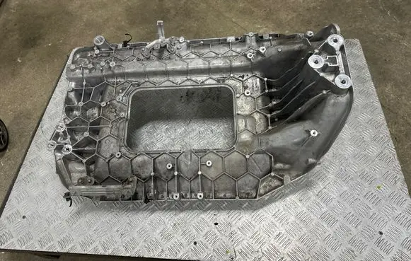 Mercedes-Benz EQA Engine mounting bracket A2433451800