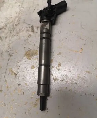 Mercedes-Benz ML W164 Fuel injector A6290700287 0445115066