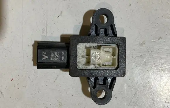 Ford Mustang VI Airbag deployment crash/impact sensor GN1514C676AA