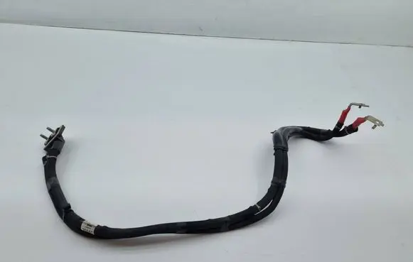 Jeep Grand Cherokee WL Positive cable (battery) P68458250AC 68458250AC