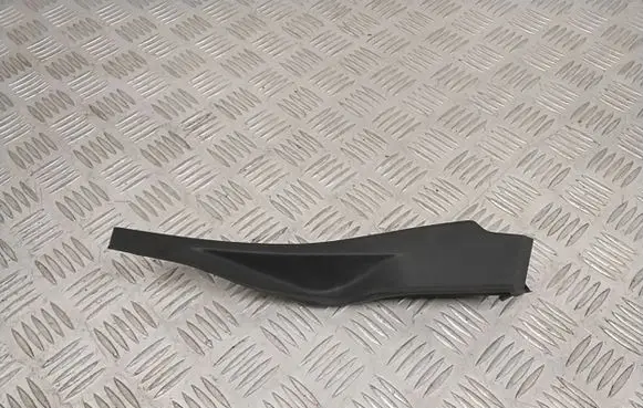 Engine bonnet/hood lock trim molding